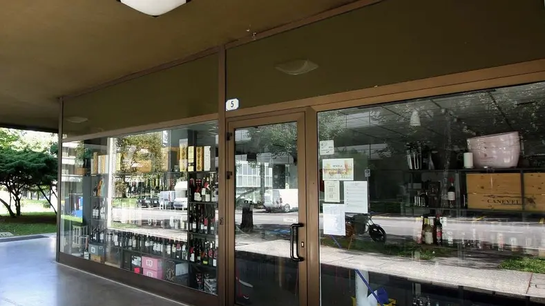 LIVIERI - AGENZIA BIANCHI - PADOVA - FURTO BAR LEONARDO