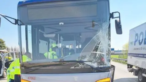 Il mezzo di BusItalia coinvolto nell’incidente a Tremignon