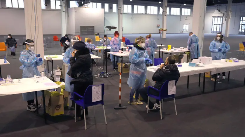 Un punto tamponi in Fiera a Padova