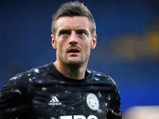 epa09958661 Leicester striker Jamie Vardy during the warm-up before the English Premier League soccer match between Chelsea FC and Leicester City in London, Britain, 19 May 2022. EPA/NEIL HALL EDITORIAL USE ONLY. No use with unauthorized audio, video, data, fixture lists, club/league logos or 'live' services. Online in-match use limited to 120 images, no video emulation. No use in betting, games or single club/league/player publications