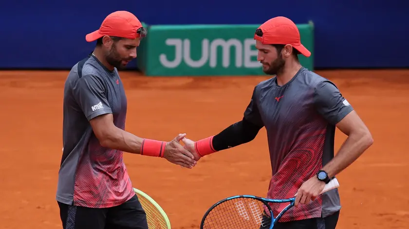 epa11164386 Andrea Vavassori and Simone Bolelli of Italy in action against Marcel Granollers of Spain and Horacio Zeballos of Argentina during the Men's doubles final of the IEB Argentina Open tournament in Buenos Aires, Argentina, 18 February 2024. EPA/Luciano Gonzalez