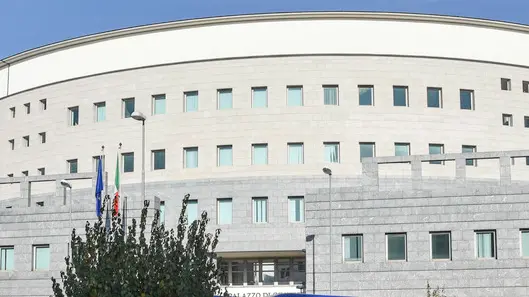 SBRISSA-AGENZIA BIANCHI-PADOVA-ESTERNI TRIBUNALE DI PADOVA