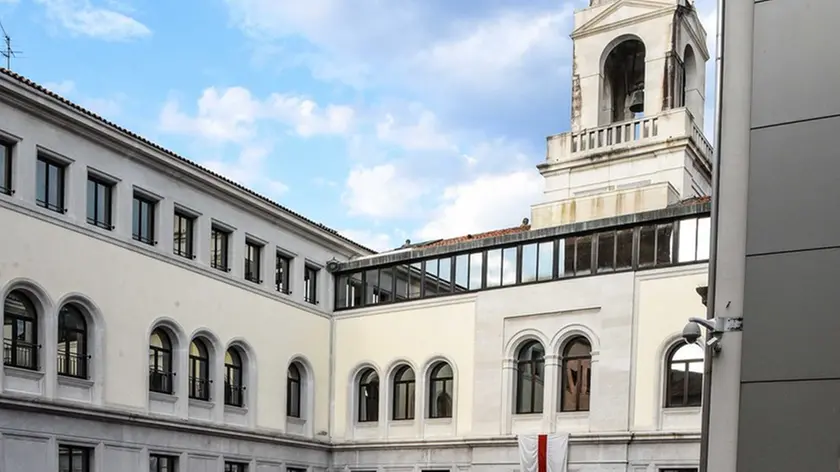 BARON-AGENZIA BIANCHI-PADOVA-PRIMO CONSIGLIO COMUNALE. COLORE E CONTORNO. MOGLIE DI LORENZONI E GIORDANI