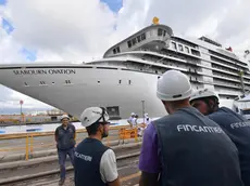 Il cantiere della FIncantieri a Sestri Ponente in una foto d'archivio. ANSA/LUCA ZENNARO