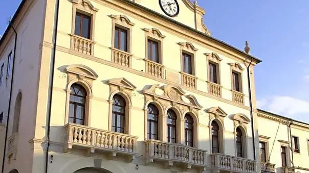 IL MUNICIPIO DI ESTE RESTAURATO.