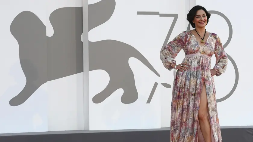 Sara Ricci arrives for the premiere of 'La Caja' during the 78th annual Venice International Film Festival, Venice, Italy, 06 September 2021. The movie is presented in Official competition 'Venezia 78' at the festival running from 01 to 11 September. ANSA/CLAUDIO ONORATI
