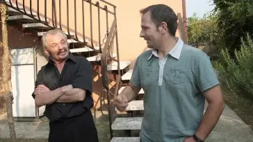 ERA INNOCENTE. Luigi Durello con il figlio Fabio, appena tornato a casa dopo l’assoluzione