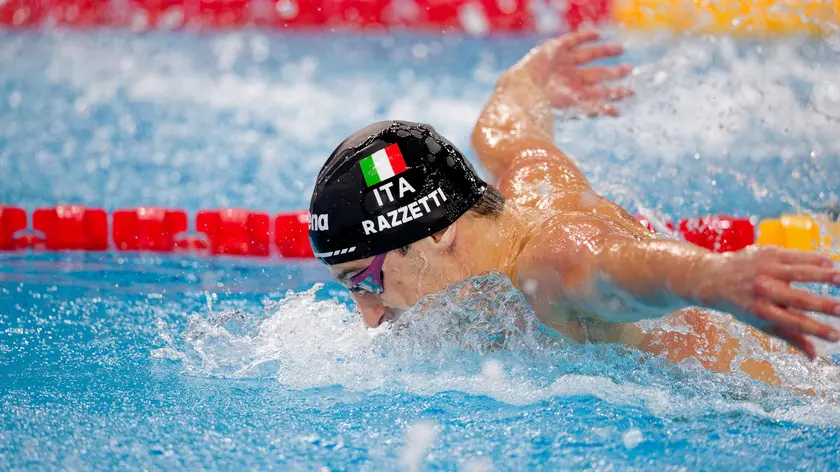 epa11670942 Alberto Razzetti of Italy in action during Men’s 400m Individual Medley Final at the World Aquatics Swimming World Cup in Shanghai, China, 20 October 2024. EPA/ALEX PLAVEVSKI