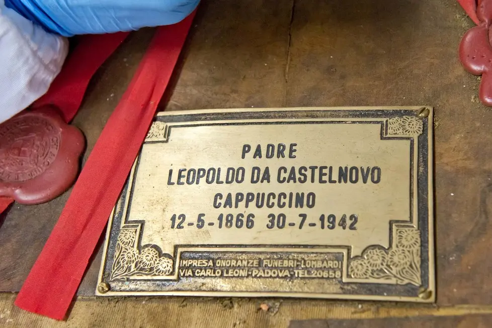 BARON - AGENZIA BIANCHI - PADOVA - CONFERENZA PRESENTAZIONE FILM SAN LEOPOLDO