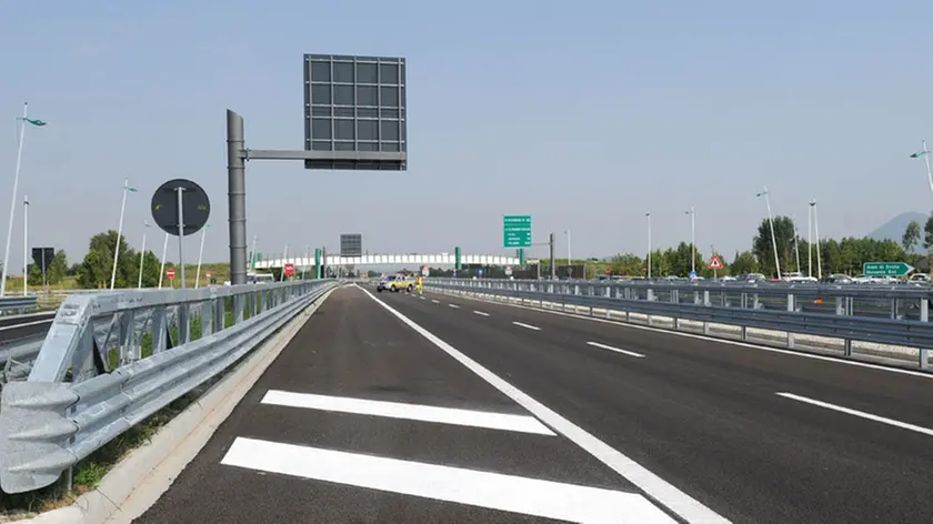 Cesaro, AG. ZANGIROLAMI, 31 Ago 15.Inaugurazione tratta autostrada A31 Valdastico sud Noventa-Agugliaro. Nella foto: apertura nuovo tratto autostradale dalle ore 17.00.Ph. Zangirolami