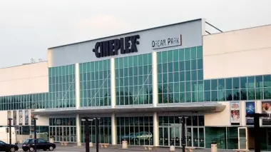 CINEPLEX. Realizzato dieci anni fa a Due Carrare, ora vive una fase di declino