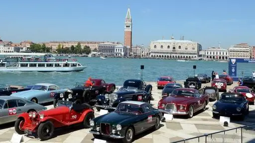 Caiaffa Interpress/M.Tagliapietra Venezia 28.04.2012.- Louis Vuitton Classic. Automobili d'epoca in Isola di San giorgio.