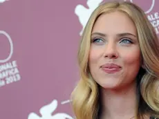 US actress Scarlett Johansson poses at a photocall for 'Under the Skin' during the 70th Venice Film Festival in Venice, Italy, 03 September 2013. The movie will be presented in the official competition Venezia 70 at the festival running until 07 September. ANSA/ETTORE FERRARI
