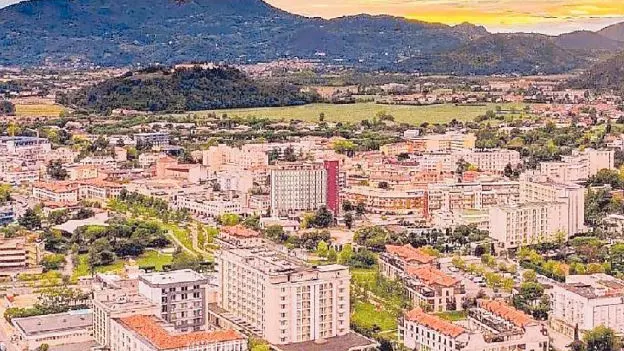 Una veduta aerea di Abano e della zona delle Terme