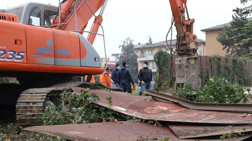 TOME' - AGENZIA BIANCHI - PADOVA - VIA ANELLI ABBATTIMENTO MURO