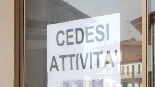 Vatrella Visnà di Vazzola negozi in crisi protesta dei commercianti Bar Sport Vatrella Visnà di Vazzola negozi in crisi protesta dei commercianti piazza Dante