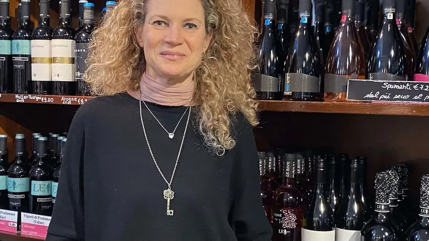 TOME -AGENZIA BIANCHI-PADOVA - ENOTECA LE RIVE. SIMONETTA PIRON