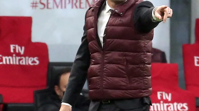 Ac Milan's coach Daniele Bonera reacts during the Italian serie A soccer match Ac Milan vs Fiorentina at Giuseppe Meazza stadium in Milan 29 November 2020. ANSA / MATTEO BAZZI