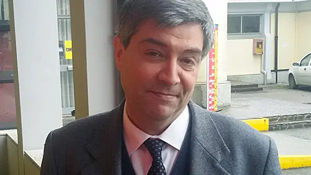 Ferrazza Castelfranco istituto Rosselli docente colpita da meningite preside Enrico Ghion