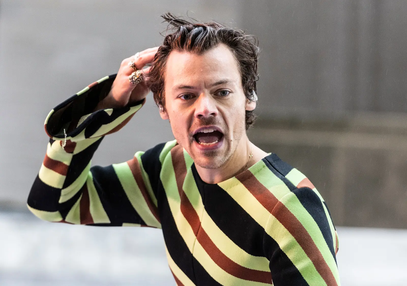 HARRY STYLES arriva per "Don't Worry Darling" di Olivia Wilde lunedì 5 settembre