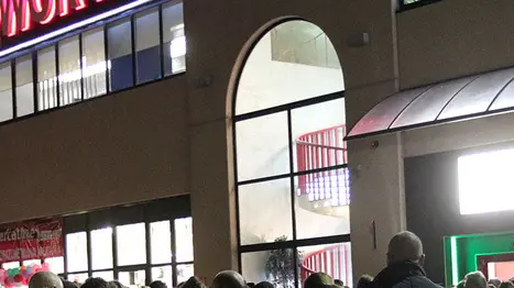 PIEROBON APERTURA WOK-SUSHI MARCO DUE CARRARE