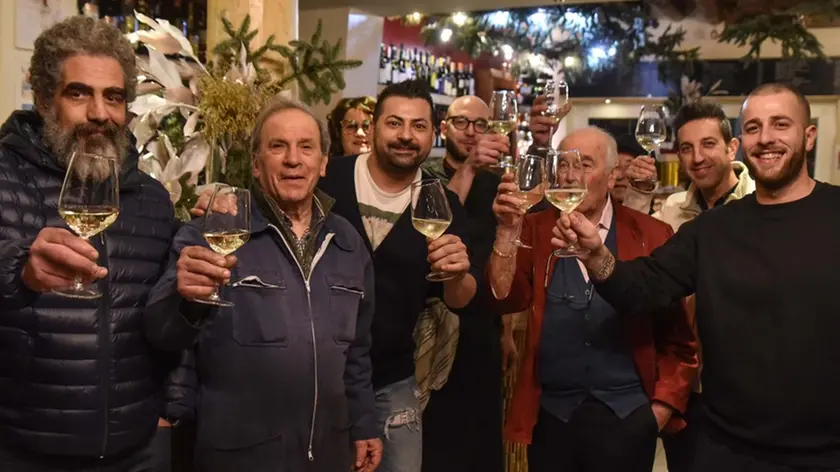 MARIAN-AGENZIA BIANCHI-PADOVA-BRINDISI CON NINI E TONI PER LA CHIUSURA DELL'ATTIVITA'.