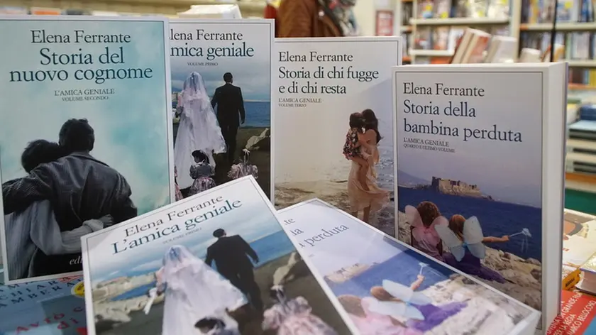 SANDRI - AGENZIA BIANCHI - PADOVA - LIBRI DI ELENA FERRANTE