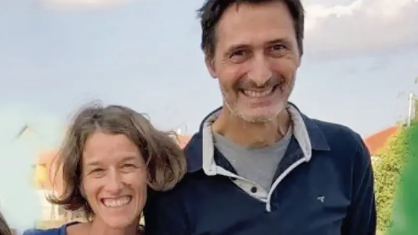Carlo Toto, 53 anni, con la moglie