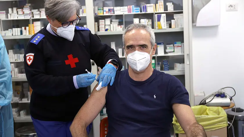 TOME' - AGENZIA BIANCHI - PADOVA - VACCINO UNIVERSITARI
