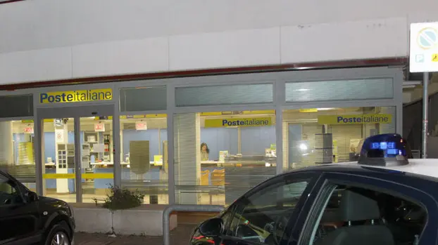 BELLUCO RAPINA UFFICIO POSTALE CADONEGHE