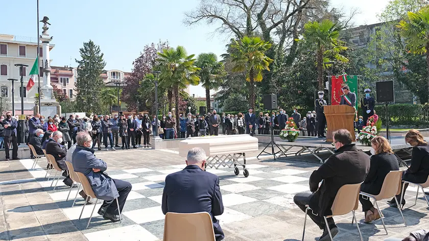 BASCHIERI - FOTOPIRAN - ABANO TERME - FUNERALE FEDERICO TALAMI