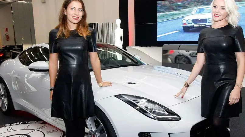 BARON - AGENZIA BIANCHI - PADOVA - FIERA AUTO D'EPOCA. MONICA BOIN (EX MISS MATTINO) CARLOTTA FAGGIAN