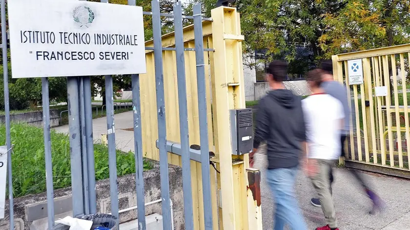 MARIAN - AGENZIA BIANCHI - PADOVA - RAGAZZI AL SEVERI