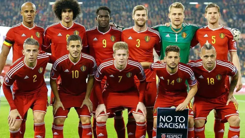 epa05066630 A composite picture of the teams of the UEFA EURO 2016 Group E after the final draw of the preliminary round groups held in Paris, France, 12 December 2015: Belgium (up L), Italy (up R), Ireland (bottom L), and Sweden (bottom R). EPA/DESK