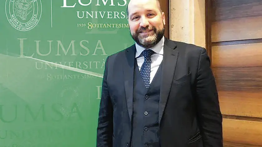 Mirco Casteller, psicologo, psicoterapeuta e docente di benessere delle organizzazioni complesse