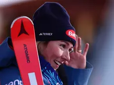 epa11736235 Mikaela Shiffrin of United States reacts in the finish area during the second run of the Women's Slalom race of the FIS Alpine Skiing World Cup in Gurgl, Austria, 23 November 2024. EPA/ANNA SZILAGYI