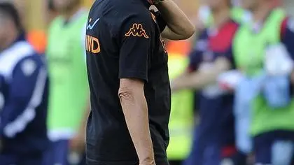 AS Roma's head coach Zdenek Zeman leaves the pitch at the end of Italian Serie A soccer match Roma vs Bologna at Olympic Stadium in Rome,Italy, 16 September 2012. ANSA/MAURIZIO BRAMBATTI