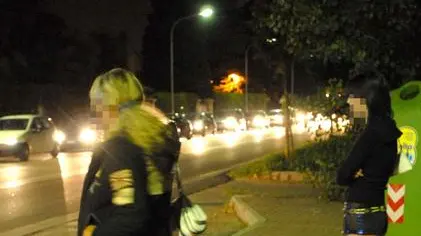 MESTRE 27/09/2006 Via Terraglio Operazione Carabinieri sulla prostituzione..(c) Bertolin M. richiesto da MION - MESTRE 27/09/2006 Operazione Carabinieri sulla prostituzione