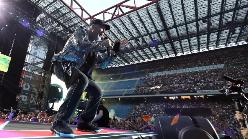 Italian singer and songwriter Vasco Rossi performs on stage at San Siro stadium in Milan, 1 June 2019. ANSA / MATTEO BAZZI