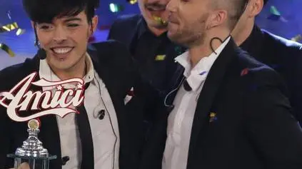 Stash and the Kolors vincono la quattordicesima edizione di "Amici"..ANSA/RED COMMUNICATIONS ANSA PROVIDES ACCESS TO THIS HANDOUT PHOTO TO BE USED SOLELY TO ILLUSTRATE NEWS REPORTING OR COMMENTARY ON THE FACTS OR EVENTS DEPICTED IN THIS IMAGE; NO ARCHIVING; NO LICENSING