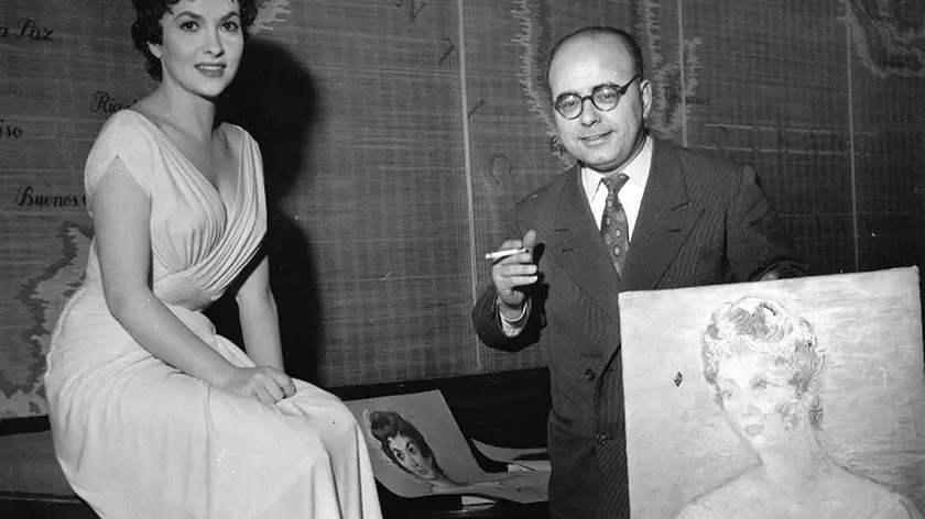 Un'immagine del 1955 mostra Gina Lollobrigida in posa per il pittore Aligi Sassu (D). Foto distribuita il 14 luglio 2012. ANSA/UFFICIO STAMPA ROSI FONTANA +++EDITORIAL USE ONLY - NO SALES+++