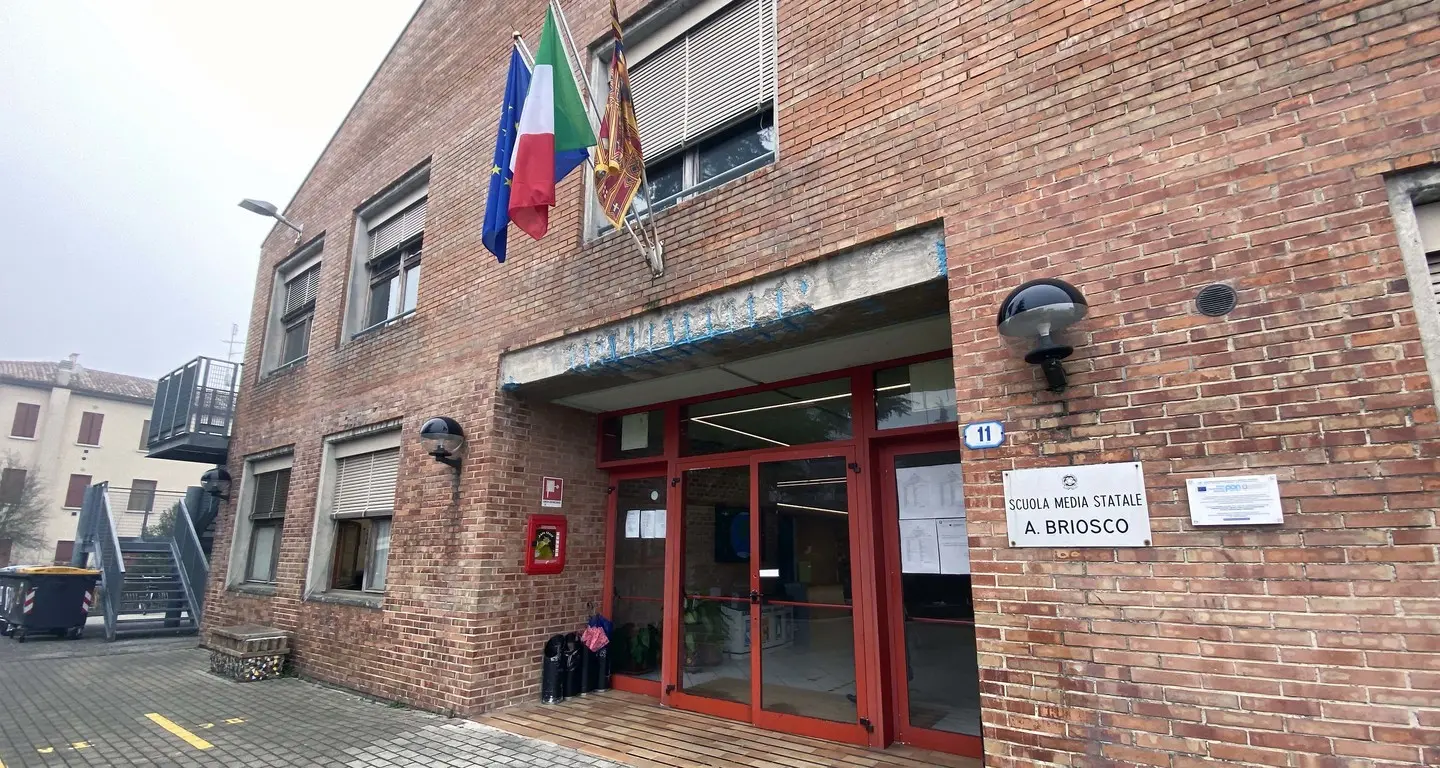 TOME -AGENZIA BIANCHI-PADOVA - SCUOLA BRIOSCO.
