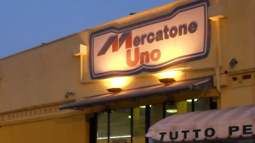 Il punto vendita del Mercatone Uno a Curtarolo