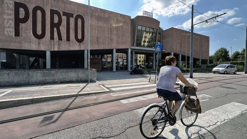 Il cinema Porto Astra alla Guizza è in difficoltà (foto Agenzia Bianchi)