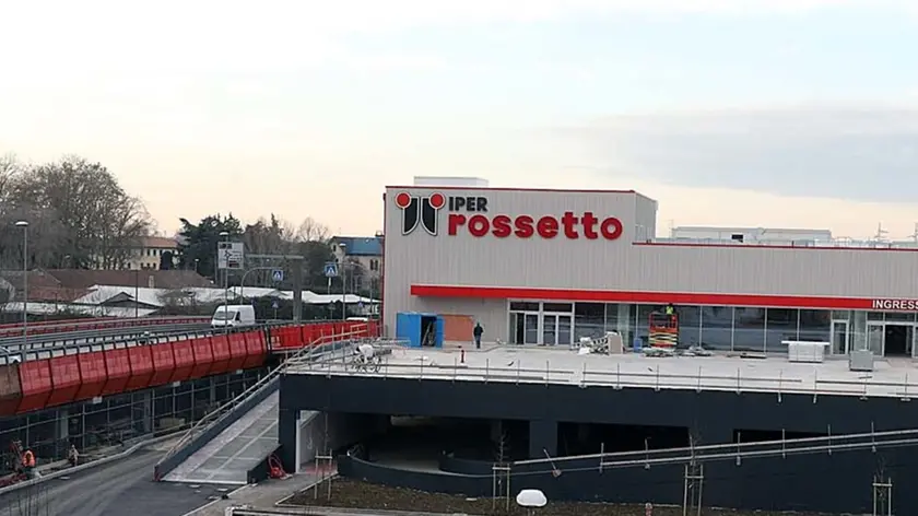 TOME' - AGENZIA BIANCHI - PADOVA - IPER ROSSETTO