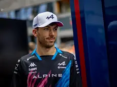 epa11490071 Alpine driver Pierre Gasly of France arrives to Driver's Parade prior to the Formula One Hungarian Grand Prix at the Hungaroring circuit, in Mogyorod, near Budapest, 21 July 2024. EPA/MARTIN DIVISEK
