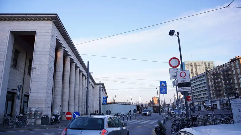 STAZIONE-