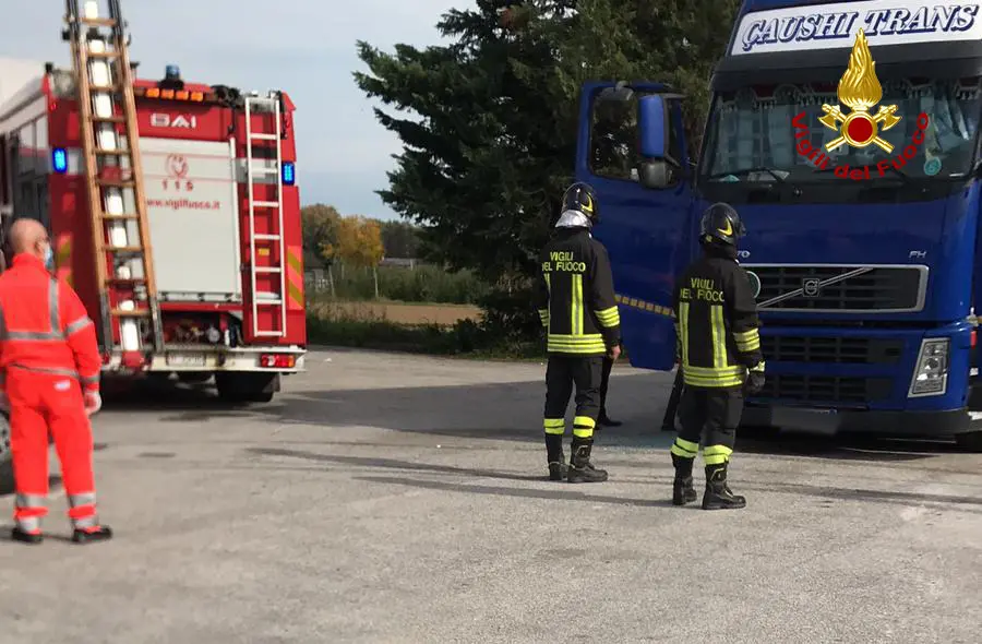 L'intervento dei vigili del fuoco a Monselice