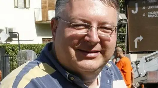 MALAGOLI.TAGLIO PINI MARITTIMI PARCO MAGNOLIA ABANO.bano