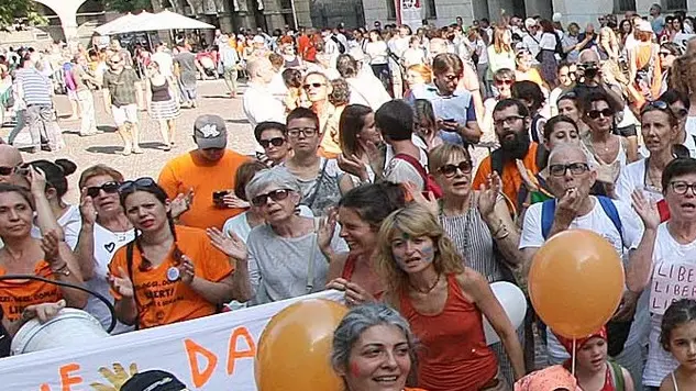MARIAN - AGENZIA BIANCHI - PADOVA - CORTEO NO VAX